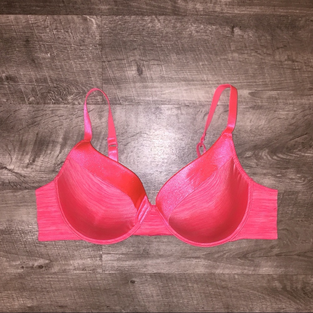 📦MOVING SALE📦 Full Coverage T-Shirt Bra